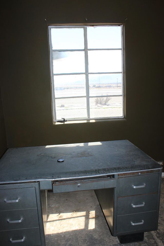 amboy-desk