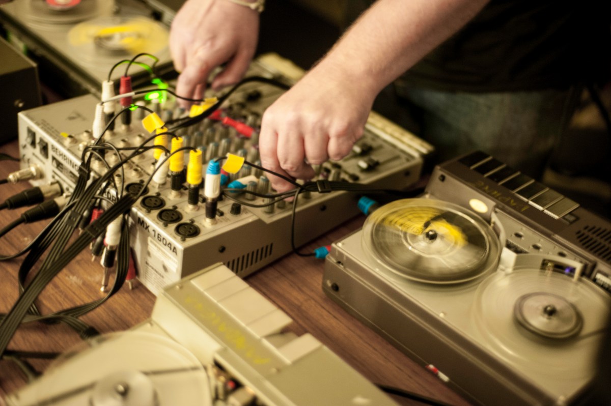 Super-Bunker: Howlround Heads For The&nbsp;Countryside