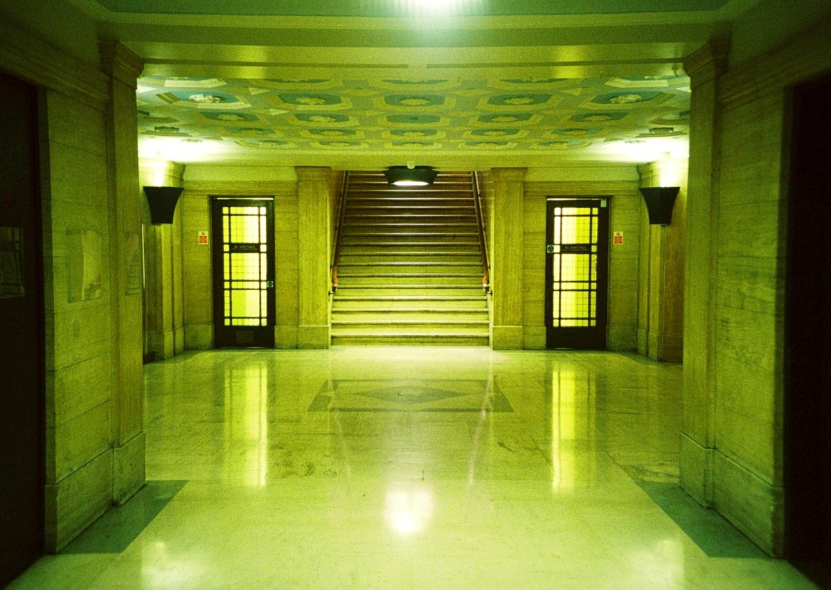 A Loop Where Time Becomes – New Howlround LP Unleashes ‘Ferric Wizardry’ From The&nbsp;Archive